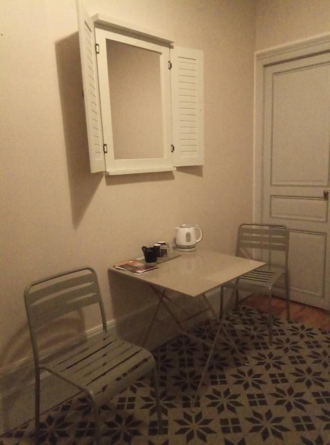 Chez Catherine Hotel Beauvais Kültér fotó